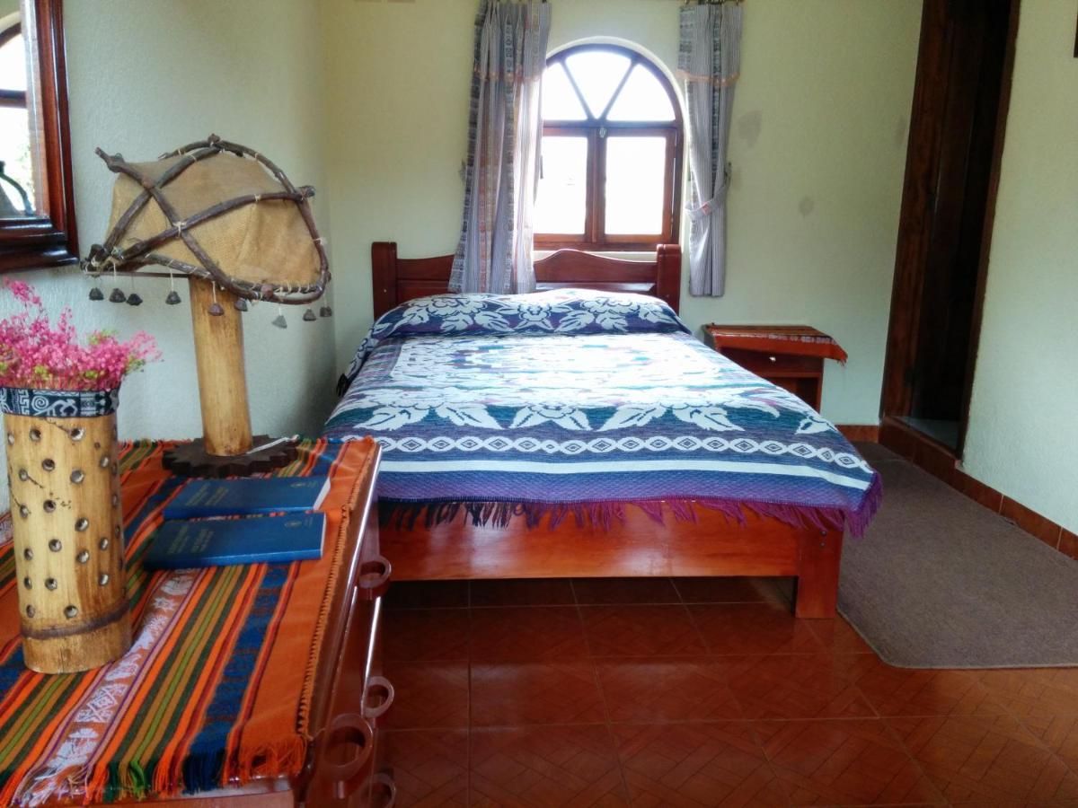 Hostal Curinan Отавало Экстерьер фото