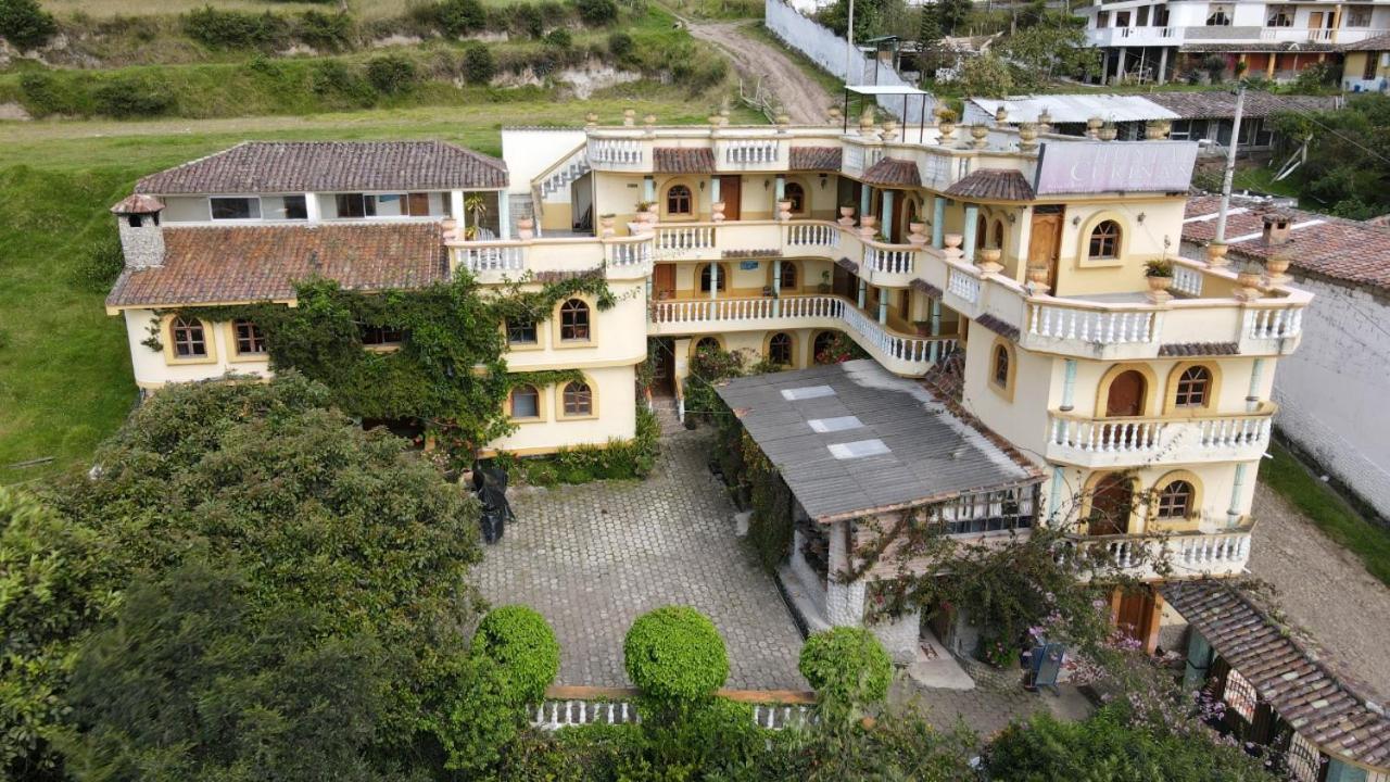 Hostal Curinan Отавало Экстерьер фото