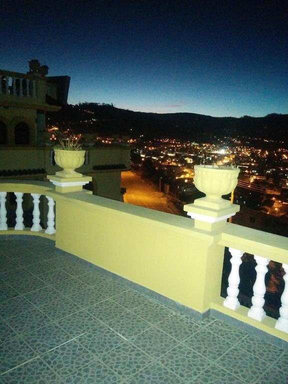 Hostal Curinan Отавало Экстерьер фото