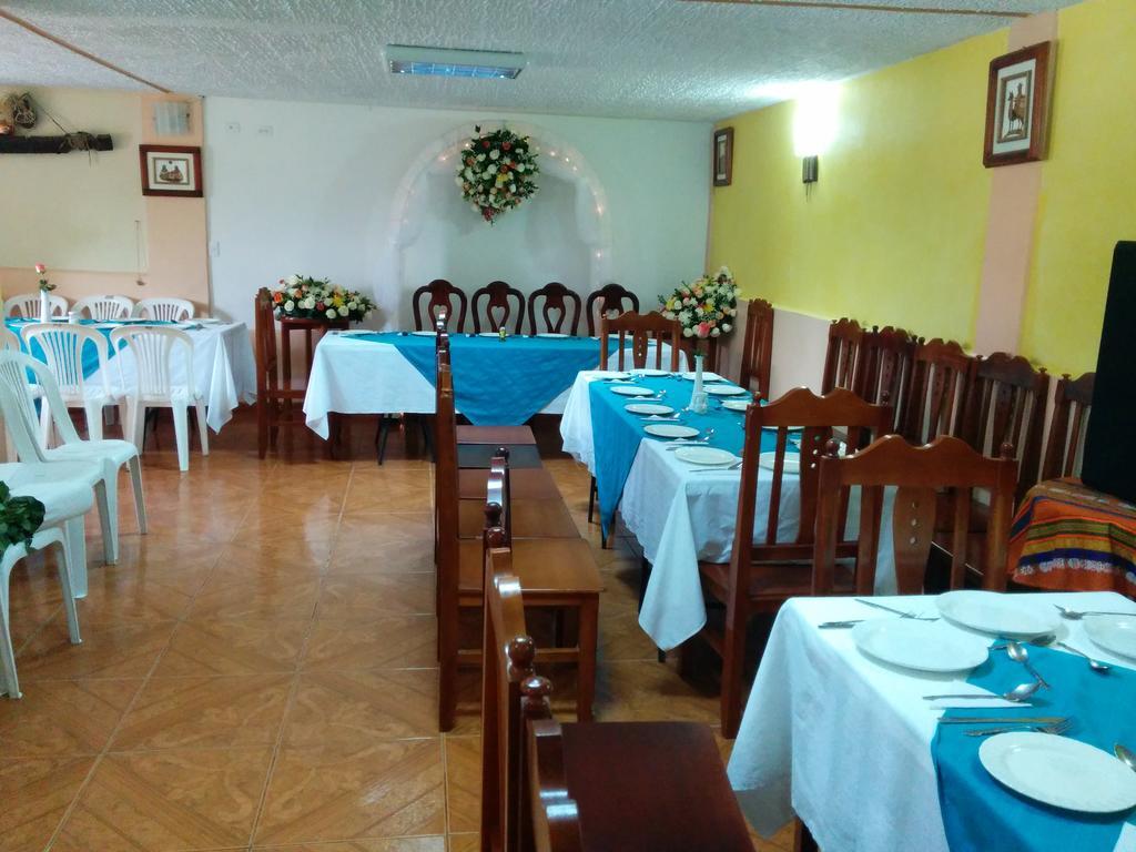 Hostal Curinan Отавало Экстерьер фото