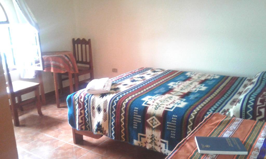 Hostal Curinan Отавало Экстерьер фото