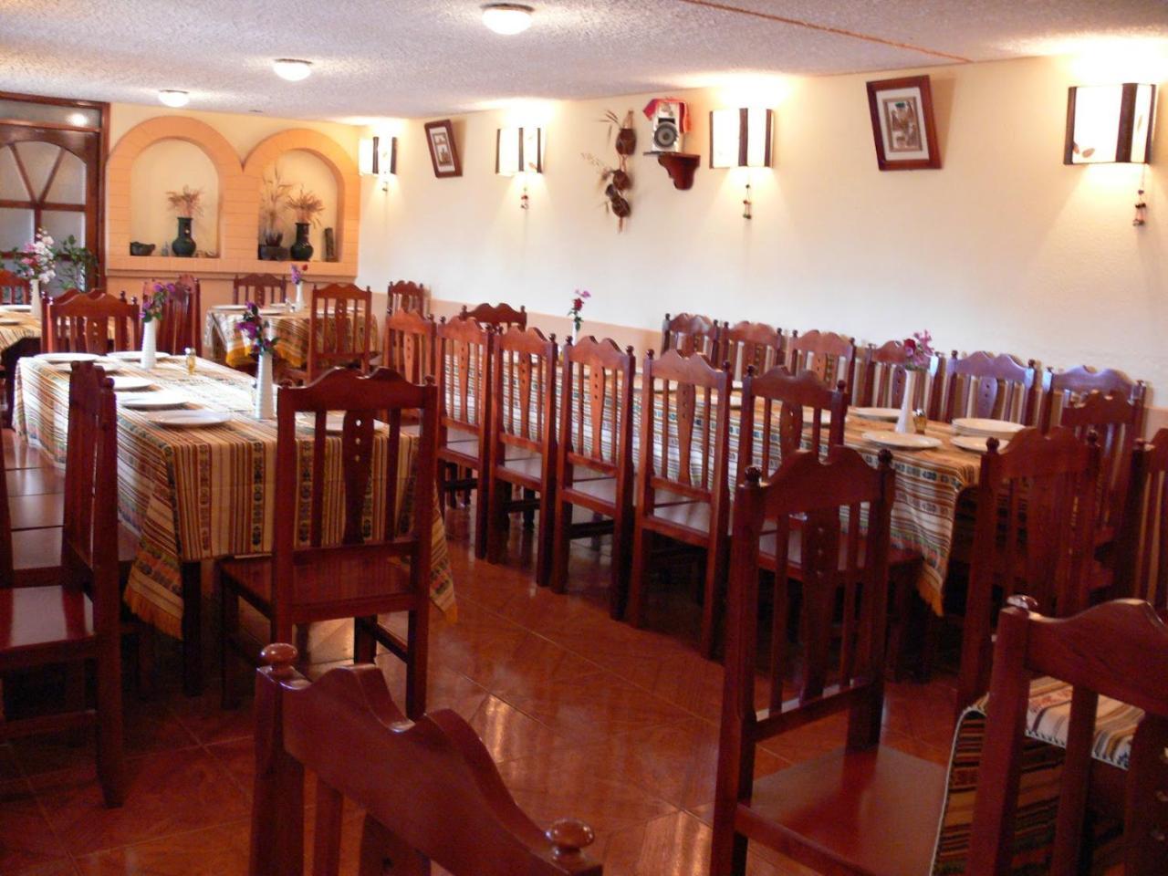 Hostal Curinan Отавало Экстерьер фото