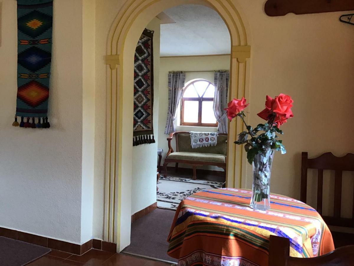 Hostal Curinan Отавало Экстерьер фото
