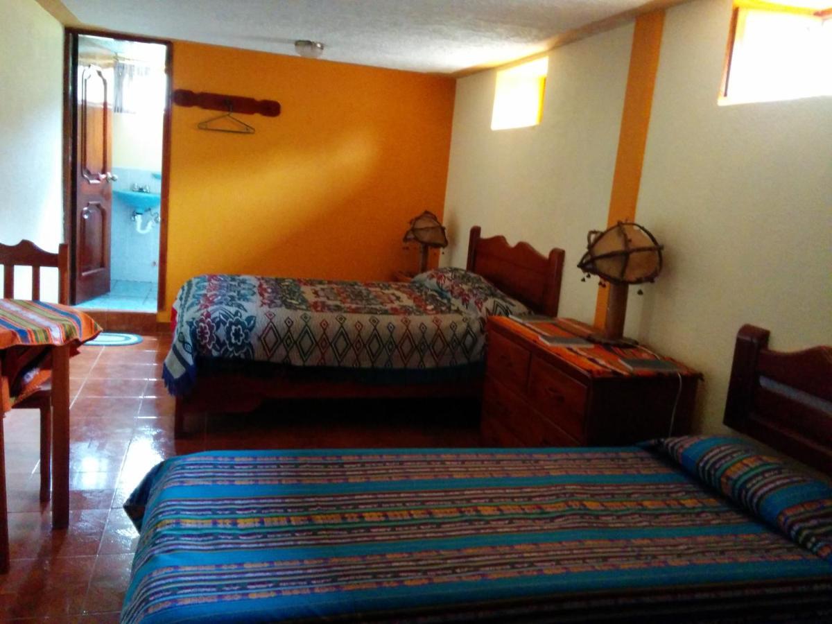 Hostal Curinan Отавало Экстерьер фото